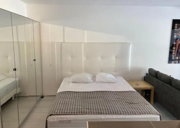 181, Port Nature, Au Village Naturiste דירה *